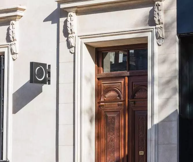 تختخواب و صبحانه Faz Hostel