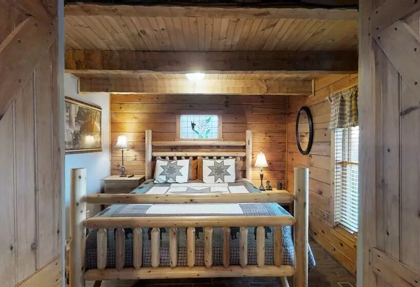 Cozy Cottage