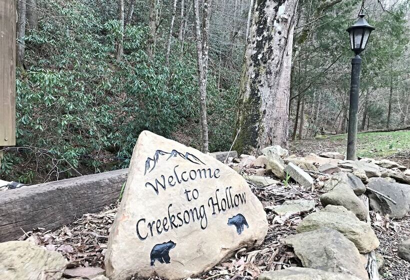 Creeksong Hollow