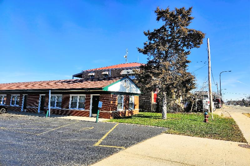 Manor Motel By Oyo Near Oak Brook/chicago Westchester