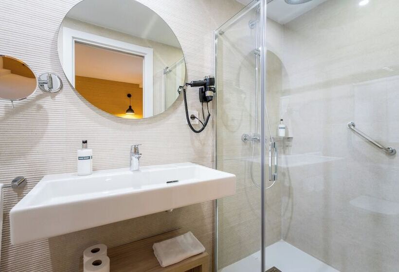 هتل Atlumbreras16