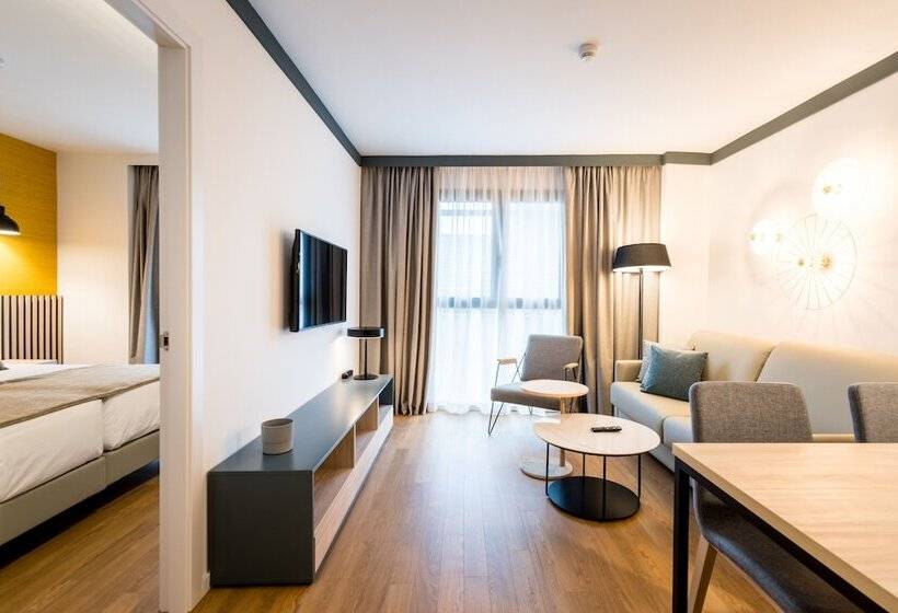 هتل Atlumbreras16