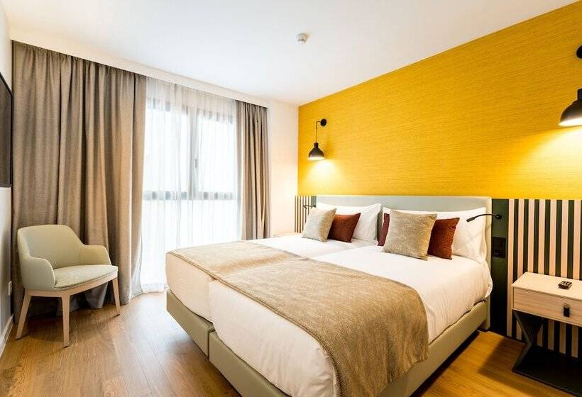 هتل Atlumbreras16