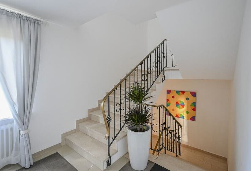 בית מלון כפרי Hardi S