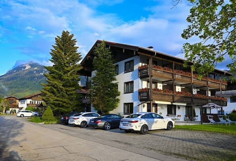 בית מלון כפרי Hardi S