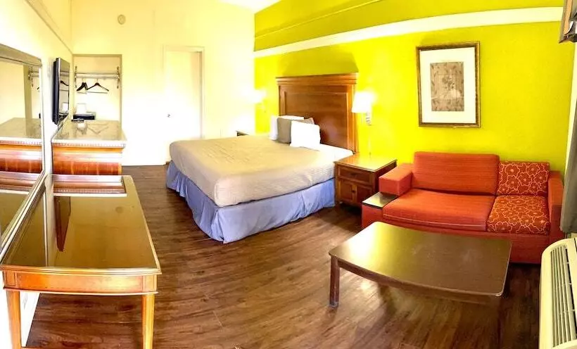 ホテル M Morgantown   Wvu Area