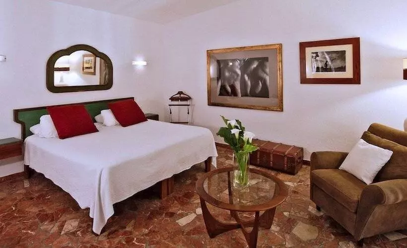 Hotel Punta Sur