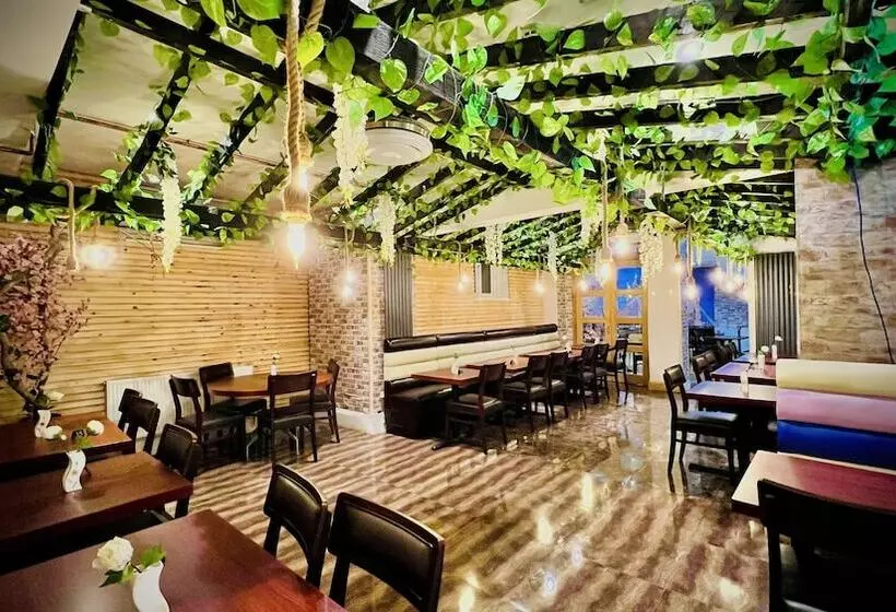 Hotelli Boutique Shut Eyes In London