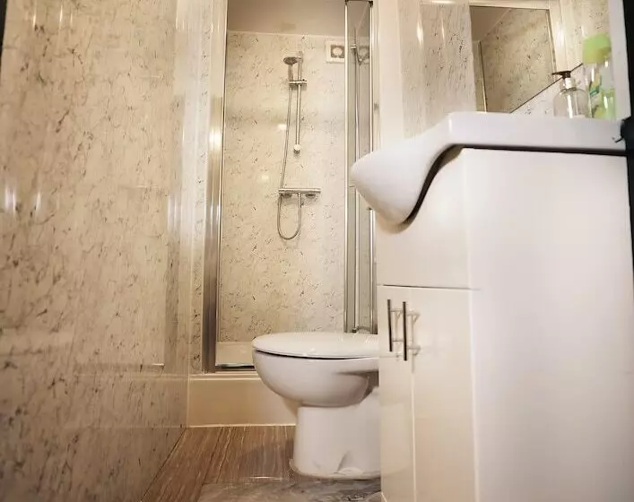 Hotelli Boutique Shut Eyes In London