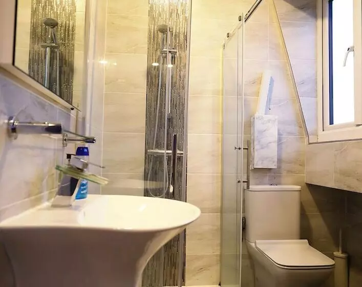 Hotelli Boutique Shut Eyes In London