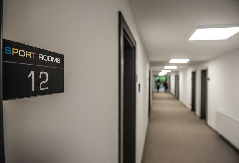 בית מלון כפרי Sport Rooms Spała