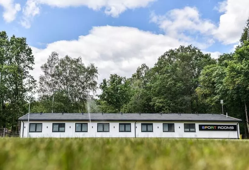 Hotelli Sport Rooms Spała