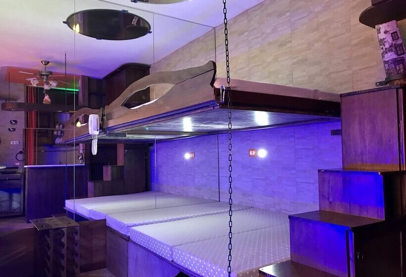 La Punta Dell Iceberg