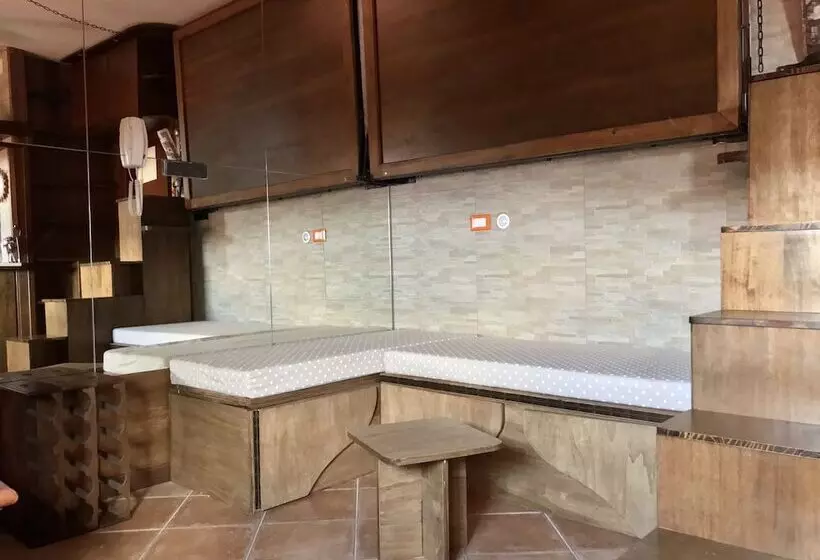 La Punta Dell Iceberg