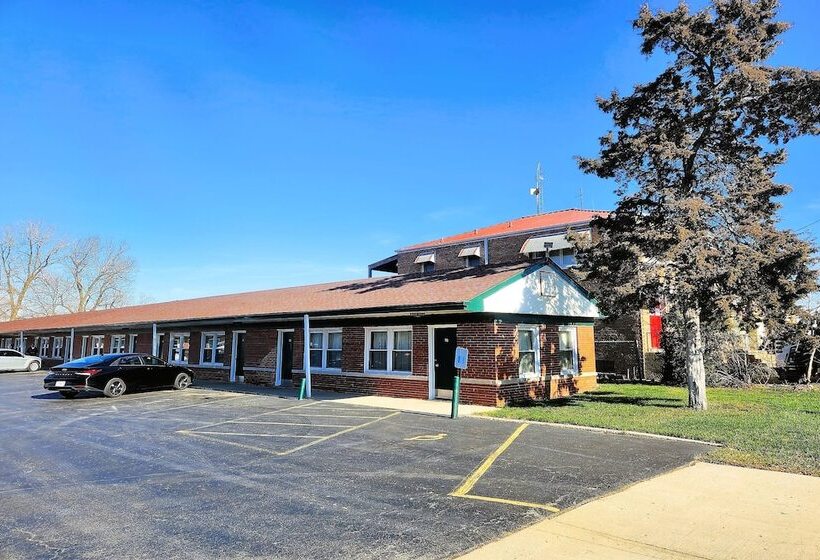Manor Motel By Oyo Near Oak Brook/chicago Westchester