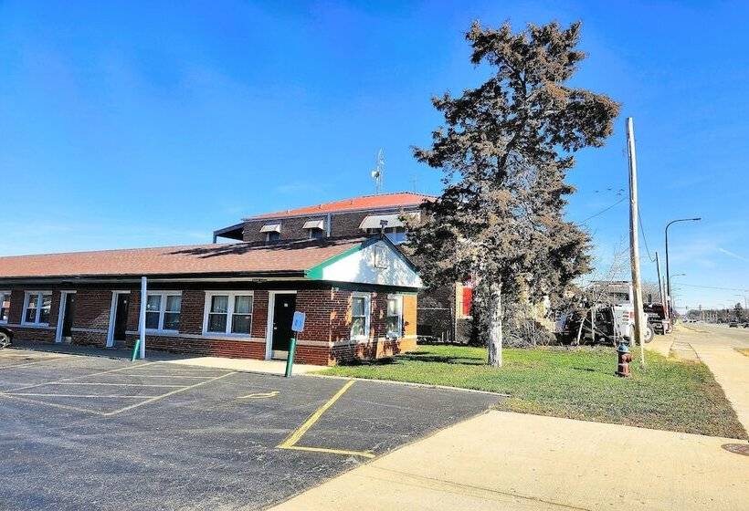Manor Motel By Oyo Near Oak Brook/chicago Westchester