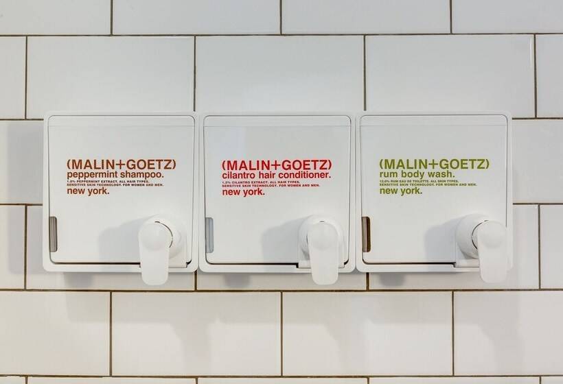 Modern Yet Cozy   Everything You Need And More For A Great Windy City Stay   747 Lofts Cabin 204 By