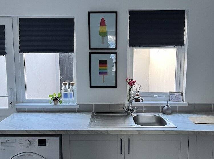 住所 Cosy 2 Bed House Close To Belfast City Centre