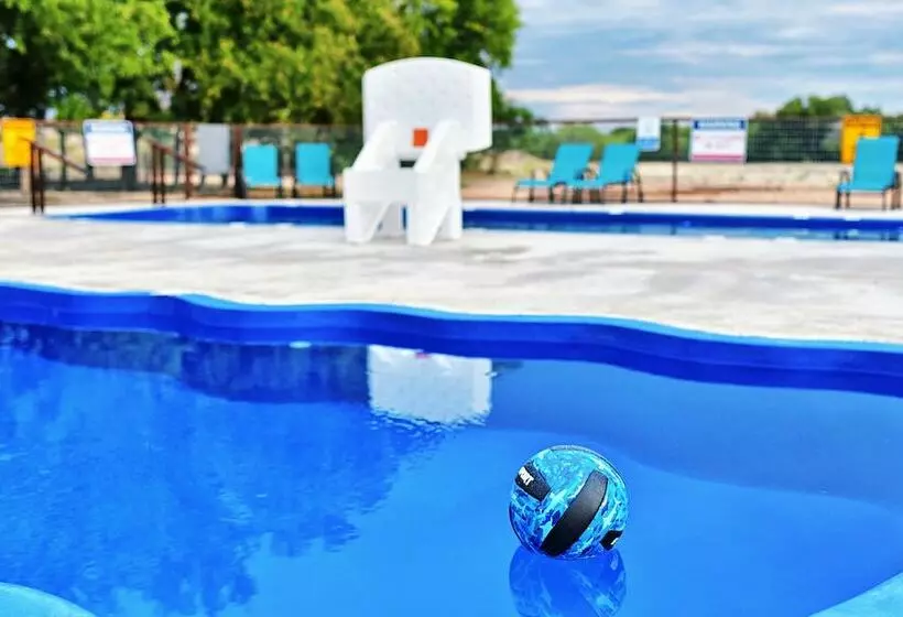 Son S Rio Cibolo   Glamping Cabin M