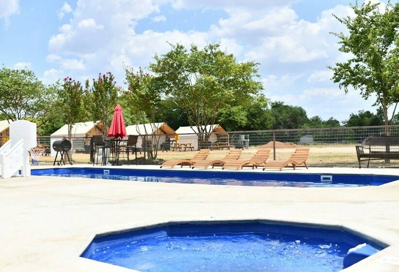 Son S Rio Cibolo   Glamping Cabin M