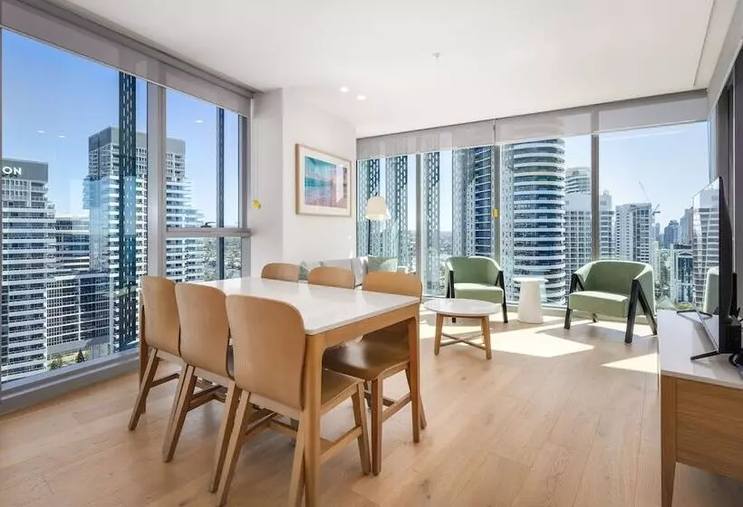 Signature Broadbeach   Gclr