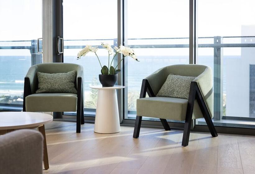 Signature Broadbeach   Gclr