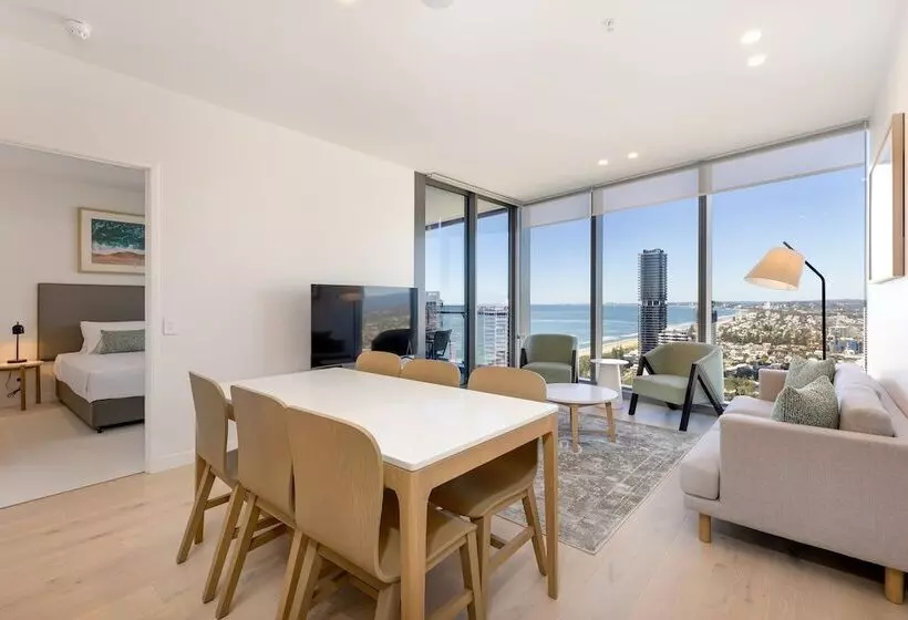 Signature Broadbeach   Gclr