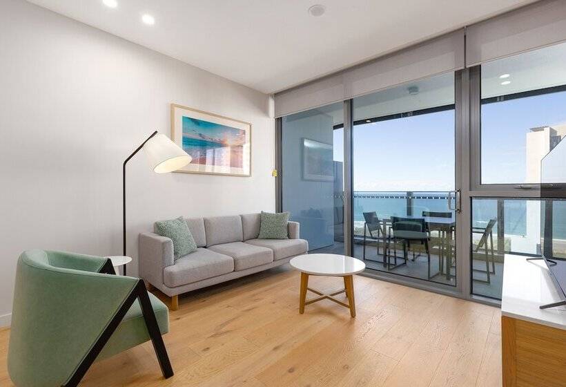 Signature Broadbeach   Gclr