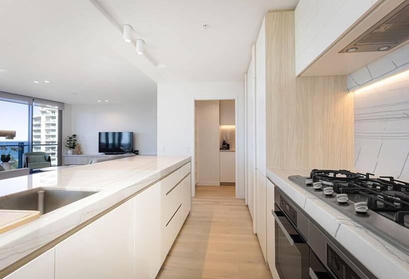 Signature Broadbeach   Gclr