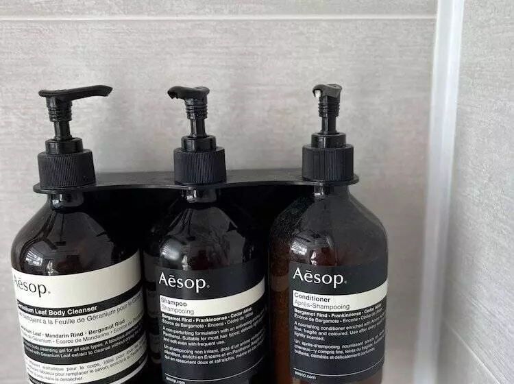 Seaside Cabin Retreat In Hayling Island