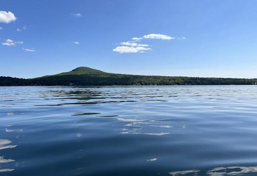 צימר Seymour Lake Lodge