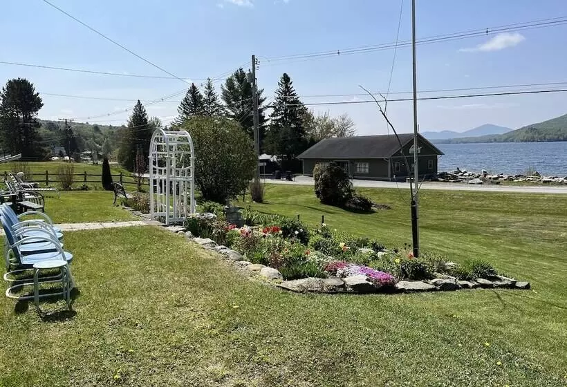 Aamiaismajoitus (B&B) Seymour Lake Lodge