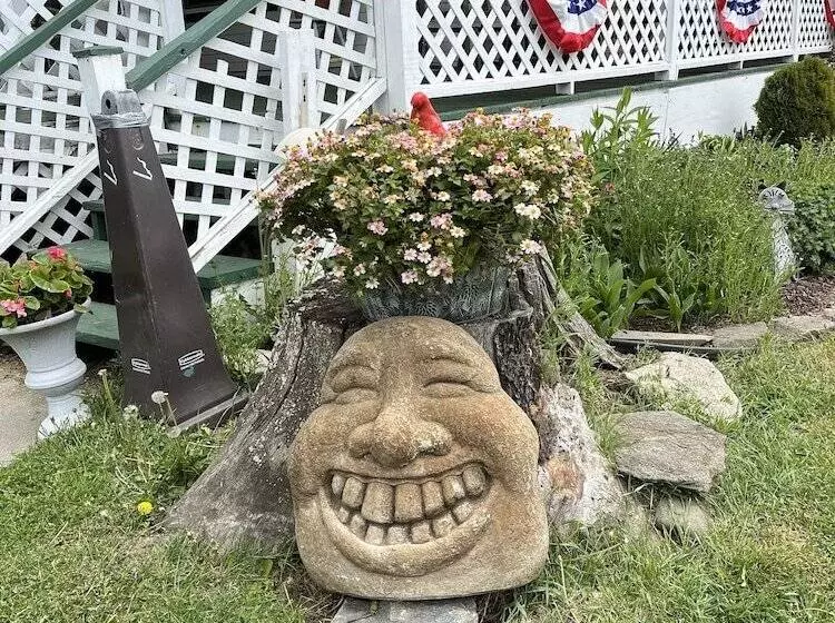 Aamiaismajoitus (B&B) Seymour Lake Lodge