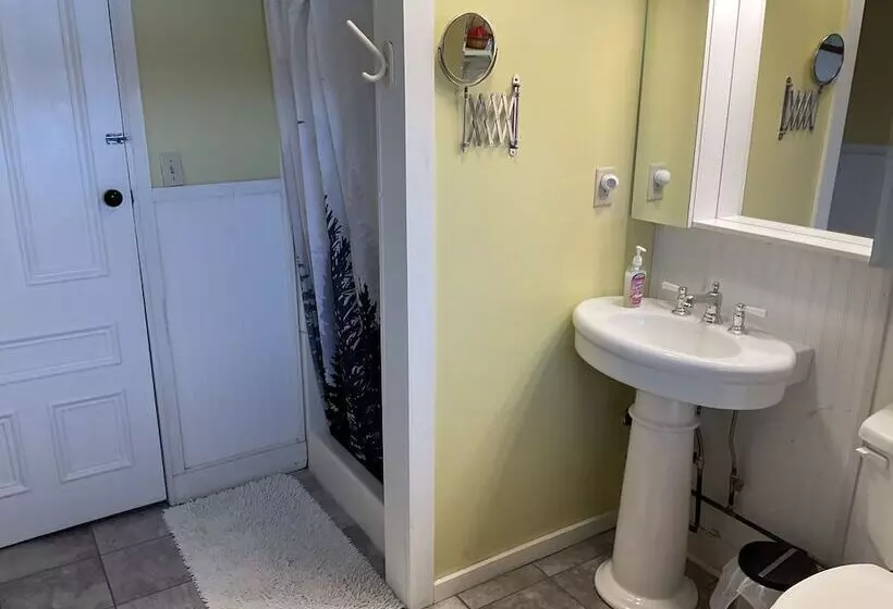 Aamiaismajoitus (B&B) Seymour Lake Lodge