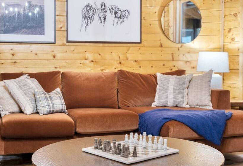 Brookshore By Avantstay Relaxing Backyard Creek, 10mins From Pigeon Forge