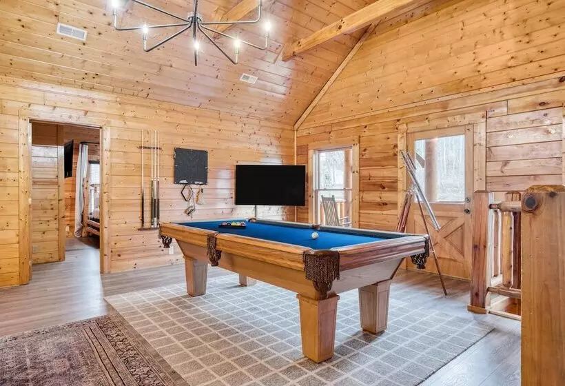 Brookshore By Avantstay Relaxing Backyard Creek, 10mins From Pigeon Forge