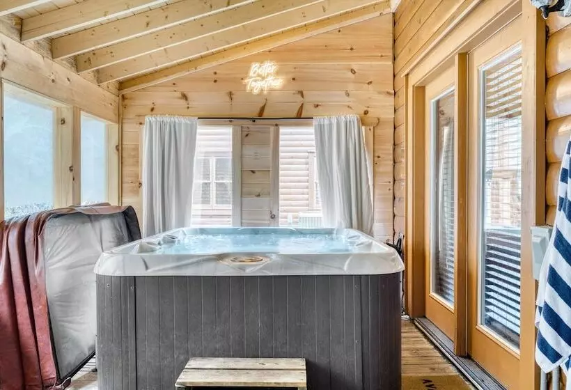 Brookshore By Avantstay Relaxing Backyard Creek, 10mins From Pigeon Forge