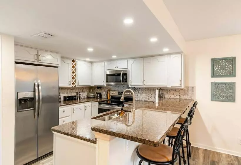 Caledonia Cove By Avantstay 200yards To Miramar Beach!