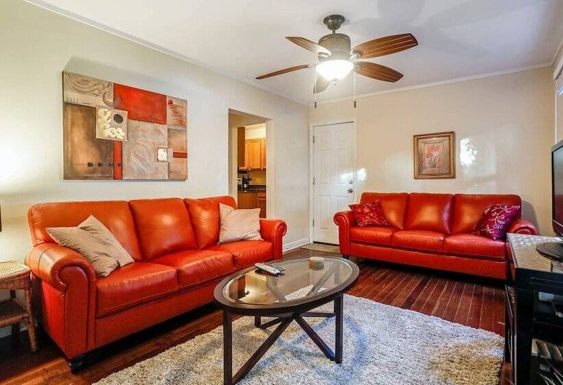 Emma S Escape By Avantstay Key West Central W/ Shared Pool & Hot Tub Month Long Stays Only