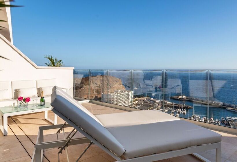 Grand Horizon Luxury Boutique Apartments