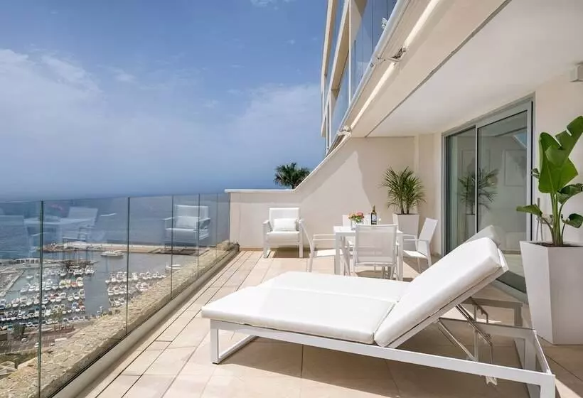 Grand Horizon Luxury Boutique Apartments