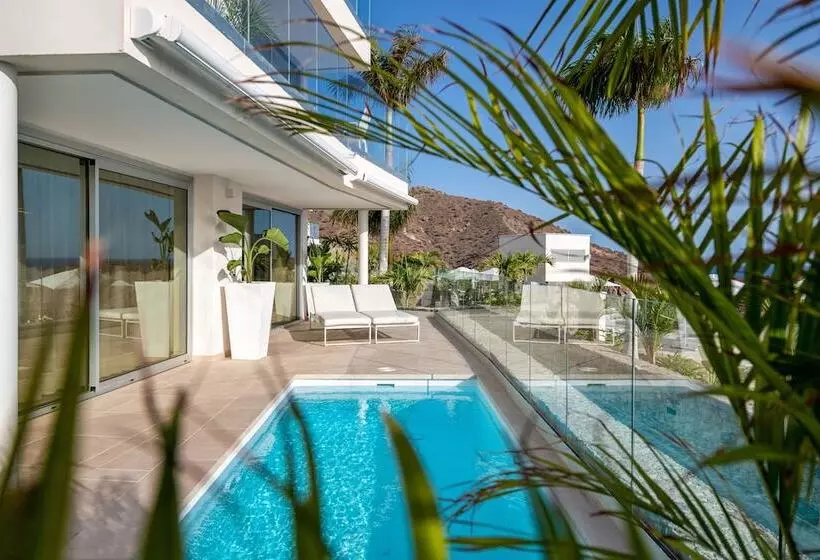 Grand Horizon Luxury Boutique Apartments