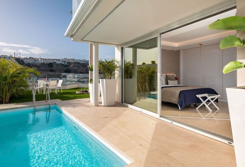 Grand Horizon Luxury Boutique Apartments