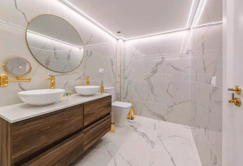 Grand Horizon Luxury Boutique Apartments