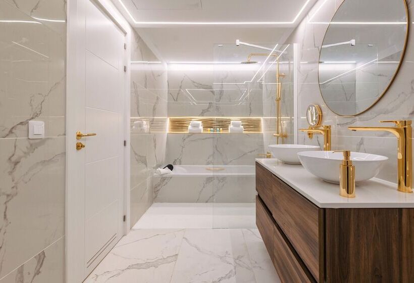 Grand Horizon Luxury Boutique Apartments