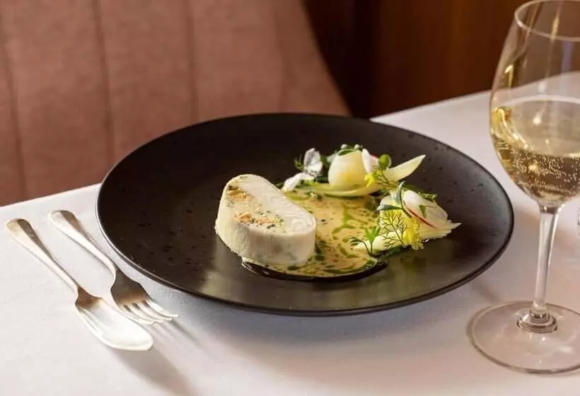 Hotelli Mingary Castle   Restaurant With Rooms