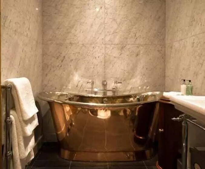 Hotelli Mingary Castle   Restaurant With Rooms