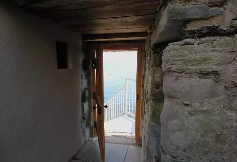 Hotelli Mingary Castle   Restaurant With Rooms