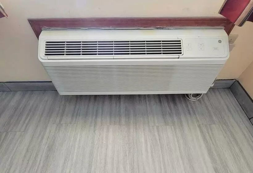 ホテル Woodland Inn & Suites