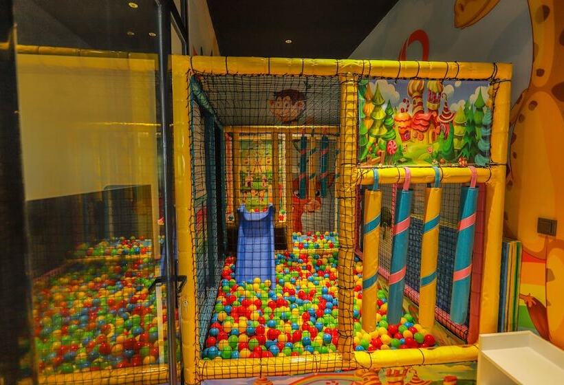 فندق World Dreams Forest